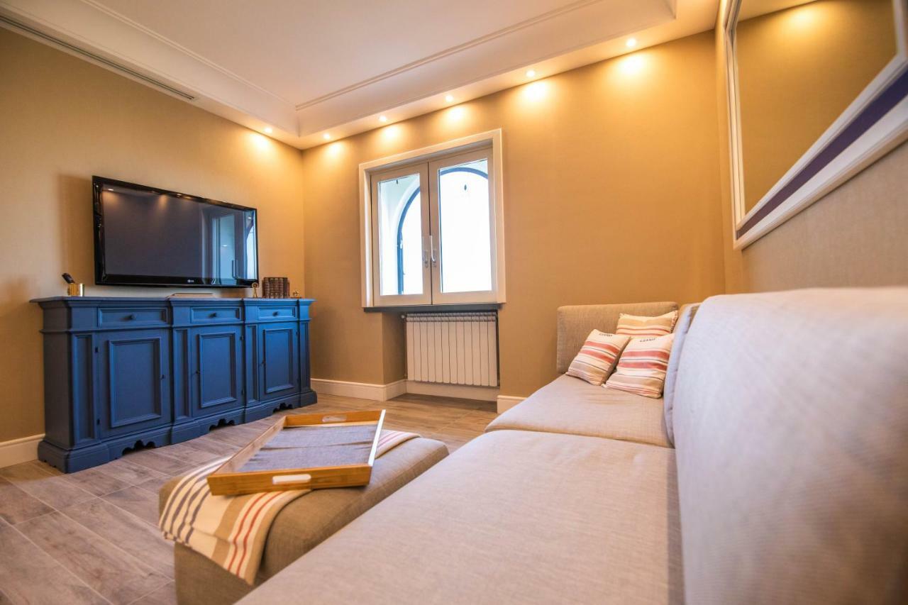 Le Fratte Luxury Home Castellammare di Stabia Exterior photo